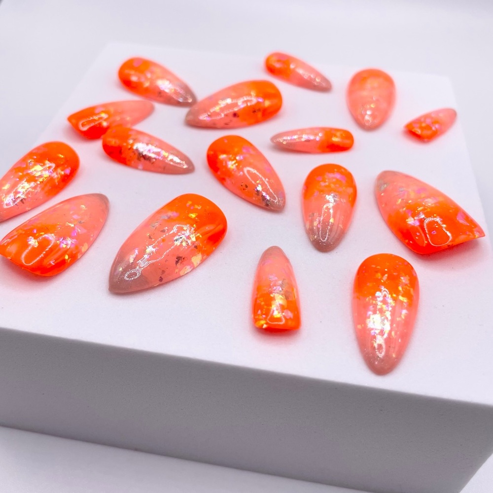 Custom Press-on Nails perfect for occasion. New/Never Worn. Can ship immediately